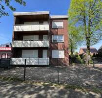 Altenlingener Weg 32; 4-Zi. Whg. mit ca. 90 m² Wfl., EBK, Balkon, INNENSTADTLAGE - Lingen (Ems)