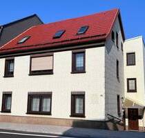 2 Wohnhäuser in Ilmenau - 210.000,00 EUR Kaufpreis, ca.  260,00 m² Wohnfläche in Ilmenau (PLZ: 98693)