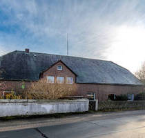Großzügiges Wohnhaus mit Scheune und Garage auf großem Grundstück - Lemgow / Schweskau Kriwitz