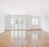 AIGNER - Sehr gut geschnittene 4-Zimmer Wohnung mit Balkon in zentraler Lage in Dachau!