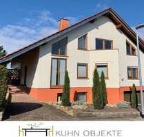 Helle Dachgeschosswohnung mit Loggia und Stellplatz - Hettenleidelheim