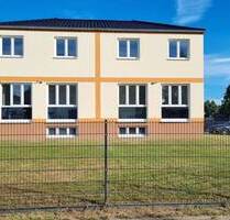 Sonnige Neubau modernes vollausgestattetes Haus, Provisionsfrei, Grenze Berlin Pankow, Reinickendorf - Schildow bei Berlin