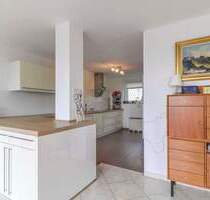 Luxus pur: Penthousewohnung mit riesiger Terrasse, Schwimmbad und Sauna in Bad Soden - Bad Soden am Taunus Neuenhain