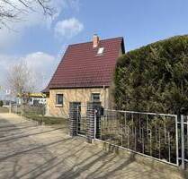 Sanierungsbedürftige Eigentumswohnung am Stadtrand - Naumburg (Saale)