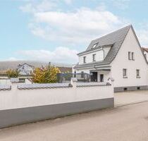 Exklusives Einfamilienhaus in Tiengen, mit einem Baugrundstück! - Waldshut-Tiengen