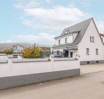Exklusives Einfamilienhaus in Tiengen, mit einem Baugrundstück! - Waldshut-Tiengen