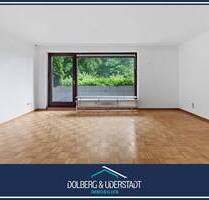 Großzügige 4-Zimmer-Wohnung mit Balkon, Keller und 2 Tiefgaragenstellplätzen in ruhiger Sackgassenlage - Hamburg / Meiendorf Rahlstedt
