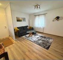 Möblierte und attraktive 3 Zimmer-Wohnung im 1. OG mit 2 Bäder, auf der Mettnau! - Radolfzell am Bodensee Süd - Ost