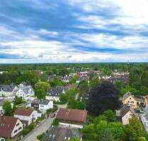 **Charmante Doppelhaushälfte in idyllischer Lage mit eigenem Pool** - München Solln