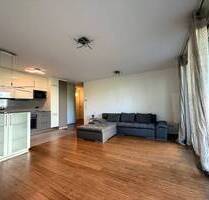 Helle Drei-Zimmer-Wohnung mit Terrasse und Garten - Frankfurt am Main Kalbach-Riedberg