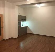 möblierte 1 Raum-Wohnung im EG eines Wohn- und Geschäftshauses ab sofort zu vermieten - Ilmenau
