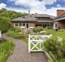 Exklusives Wohnen am Fleyer Wald - Herrschaftliches Anwesen mit Pferdestallungen, Pool u.v.m - Hagen