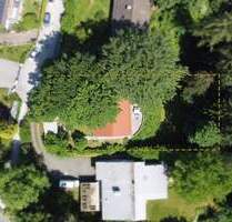 Baugrundstück mit Potenzial - Ruhige Hanglage, Blick ins Grüne & S-Bahn-Nähe in Kirchseeon