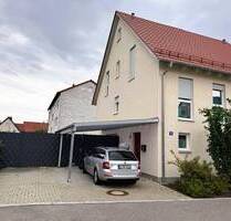 Ein Haus zum Ankommen und Bleiben - Traumhafte Doppelhaushälfte in top Lage in Obertraubling!