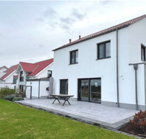 Hochwertig und energiesparend! Neuwertiges EFH im Soester Norden!