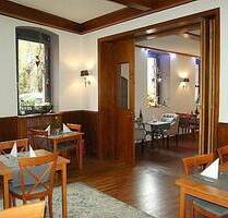 Zum Pachten ist ein Hotel in Innenstadtlage von BAYERN und rechtzeitig zum Start in die kommende Sommersaison: - Karlstadt