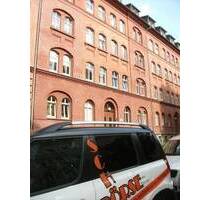 solide 3-R-Wohnung mit Laminat & Balkon in ruhiger Lage, Klarastr. 40 - Chemnitz Hilbersdorf