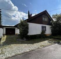 Ihr perfektes Familienhaus mit Traumgarten und Blick auf die Burg Hohenneuffen! - Frickenhausen