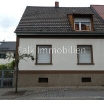 ***Flexibles Wohnkonzept! Zweifamilienhaus mit Innenhof und Grünfläche in Brühl***