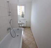 Einfach Hammer...günstige 3-RW mit hellem Wannenbad u. Balkon!!! - Freiberg