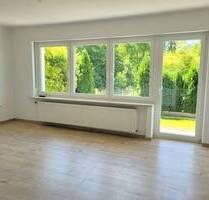 Helle Wohnung im Hochparterre eines neu renovierten 2-Parteien-Miethauses, mit Terrasse, Garten,etc! - Schwandorf / Richt