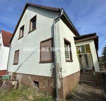 Sanierungsbedürftiges Einfamilienhaus in Kerbersdorf - Kefenrod