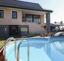 Sonnenbaden: Top gepflegtes EFH mit Pool und Garten in Panketal