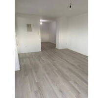 Großzügige 110 m² Wohnung - 950,00 EUR Kaltmiete, ca.  110,00 m² Wohnfläche in Pirmasens (PLZ: 66953) Innenstadt