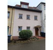 Saniertes Reihenmittelhaus in bester Lage von Eisleben