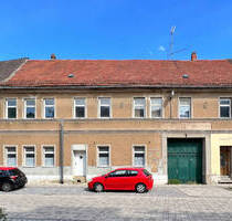Wohn- und Geschäftshaus (ehemaliger Gasthof), Bestandteil des Denkmalensembles Buttstädter Altstadt