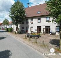 Historisches Fachwerkhaus mit drei Wohneinheiten und Grundstück in Ottenstein