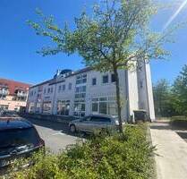 Wurzen* helle 3 Zimmer-Wohnung * Laminat* Tageslichtbad Balkon