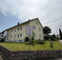 Schöne 4-Zimmerwohnung mit Terrasse, großem Garten und EBK o. Makler!!! - Offenburg Zell-Weierbach