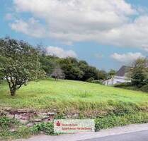 Für Ihren Traum vom Eigenheim: Großzügiges Baugrundstück in gesuchter Lage von Schönau