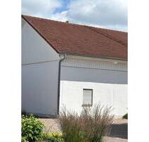 Sehr exklusive Lage: Reihenendhaus - Rohbau mit Grünland - Niederwerrn
