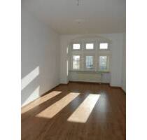 kleine gemütliche 3-Raum-Wohnung mit Hof in ruhiger Wohngegend - Dresden Kaditz (Riegelplatz)