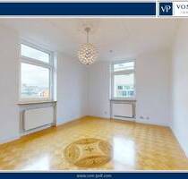 Stilvolle, renovierte Altbauwohnung mit fünf Zimmern und Balkon - Frankfurt am Main Bockenheim