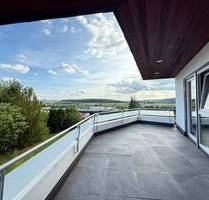 Die Aussicht ist bestechend - Bungalow in Neckartenzlingen - 3 Garagen