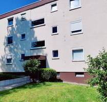 Röpke + Partner- Immobilien: 2 Zi-Wohnung, schöne Aussicht, Balkon, E-Küche, Tiefgarage - Pforzheim Würm - Stadtviertel 115
