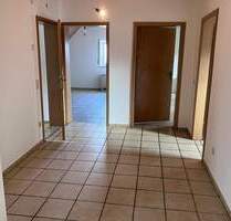 Renovierte 3-Zi.-DGW mit Gartenanteil - 91056 Erlangen-Hüttendorf