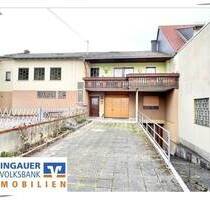 * Hallgarten: Einfamilienhaus mit viel Nutzfläche * - Oestrich-Winkel (Hallgarten)