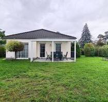 EIN BUNGALOW, DER HERZEN GEWINNT – MODERN, GEMÜTLICH UND MIT LIEBE ZUM DETAIL - Petershagen/Eggersdorf Pohrtsche Siedlung