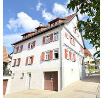Renningen: Grosse und exklusive Maisonette-Loftwohnung im Fachwerkhaus - mit EBK & Tageslichtbad