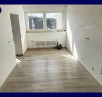 Ihr neues Zuhause mit zwei Loggien! 3-Zimmer-Wohnung, separate Küche, Wannenbad, Aufzug - Bochum Querenburg