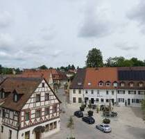 Schöne und zentrale 3 Zimmer Wohnung in Heilsbronn!