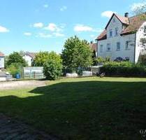 Beste Lage, schöner Garten, Sitzplatz im Freien und ein Haus, das helfende Hände braucht - Göppingen Göppingen - Südweststadt