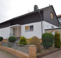 Einfamilienhaus mit Einliegerwohnung und Garage - Lehre