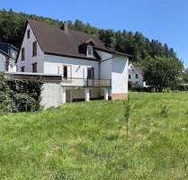 Wer erweckt dieses ältere Einfamilienhaus mit großem Grundstück aus seinem Dornröschenschlaf? - Kaiserslautern Hohenecken