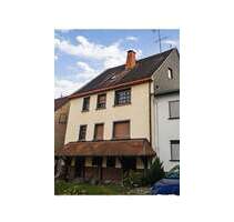 Wohnhaus mit viel Wohnfläche - 229.000,00 EUR Kaufpreis, ca.  200,00 m² Wohnfläche in Oberlinxweiler (PLZ: 66606)
