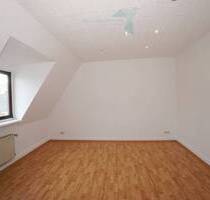 2-Raum-Raum-Dachgeschoss-Wohnung am Schlobigpark - Zwickau Innenstadt